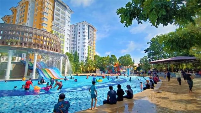 Melaka Town Area Top 1 Family Lovers Water Themepark Suites By GGM