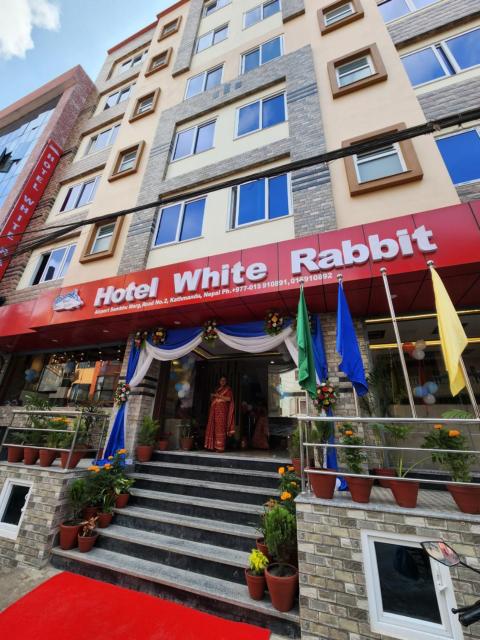 Hotel White Rabbit