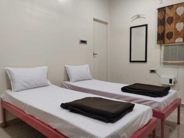 Hotel O Yazhini Service Apartment Near Jazz Cinemas Luxe