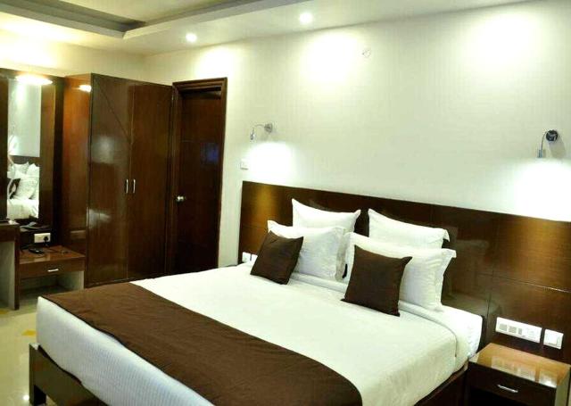 Collection O Hotel Krishana stays