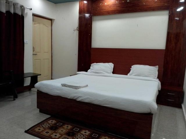 Hotel O Ganpat