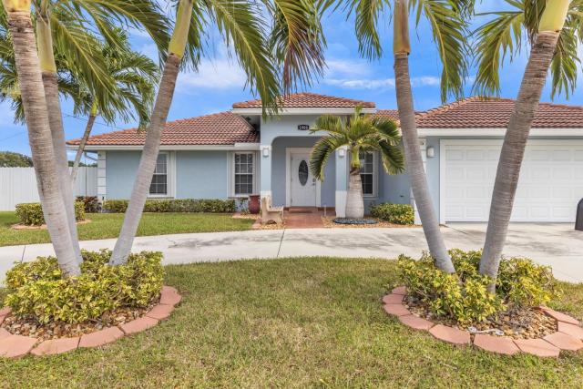 Gorgeous Lake Worth Beach House home