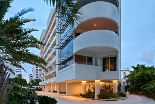 Casa Costera, Isla Verde Beach, Apartments by Marriott Bonvoy