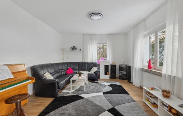 Lovely Apartment In Jena With Wifi