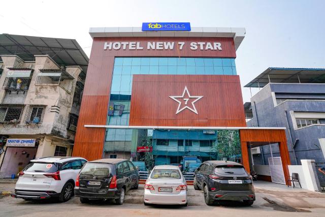 FabHotel New 7 Star - Opp Satra Plaza, vashi