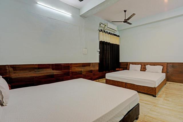 Super OYO Hotel O Nidhivan Guest House