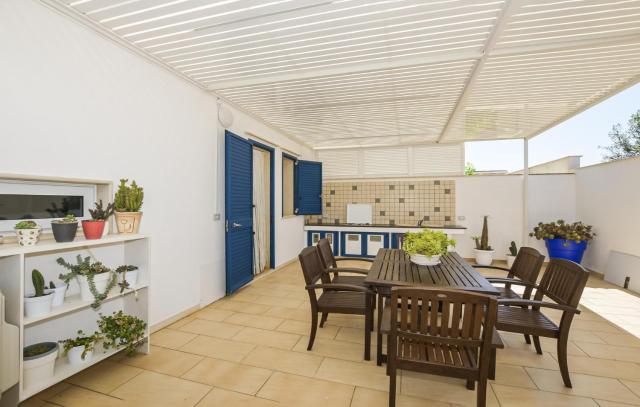 4 Bedroom Gorgeous Home In Marina Di Ragussa