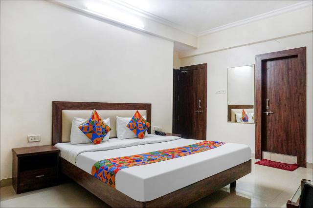 FabHotel Irish Koregaon Park