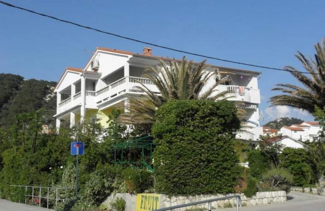 Apartments by the sea Barbat, Rab - 22366