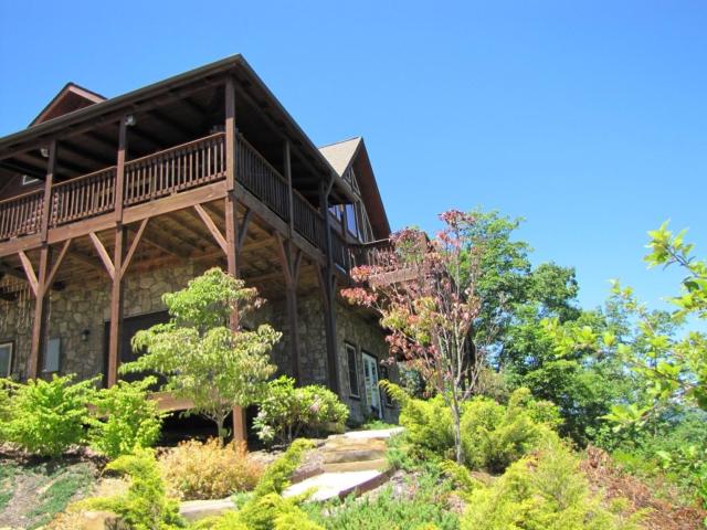 All Year Mountain Sunset Views - Updated cabin - Best view in Lake Lure cabin