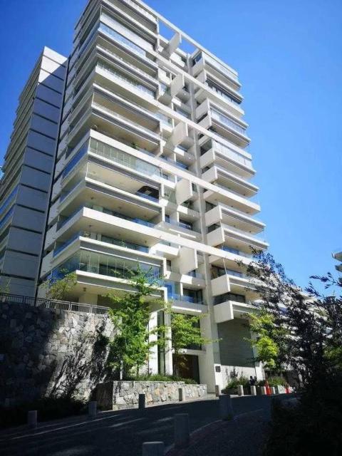 Exclusive Apt Parque San Damian