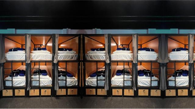 Capsuleaccom Hostel