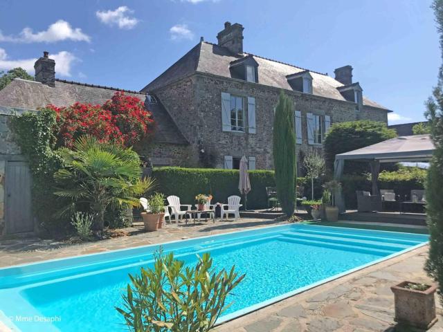 Gîte tout confort avec piscine chauffée, jardin et terrasse, idéal pour curistes et randonneurs - FR-1-497-199