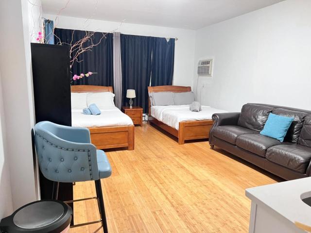 NYC Gateway! 20 Mins to Time Square, Great Value! 1B