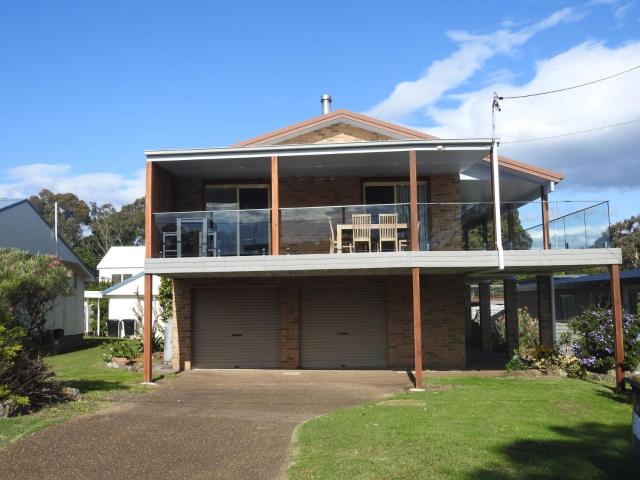 Baroona by the beach