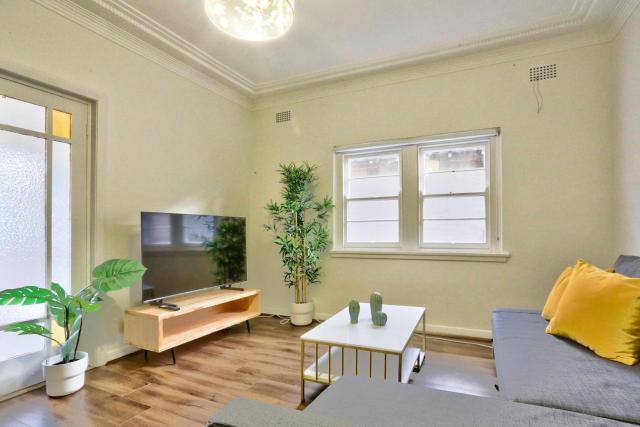 Charming 3 Bedroom on the edge of Downtown Glebe