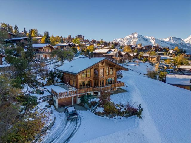 Chalet Vansamis, breathtakinng views & sauna