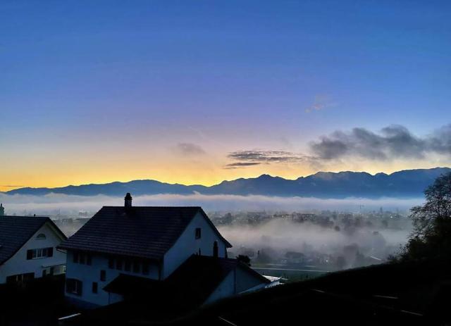 Dachwhg an schöner Aussichtslage