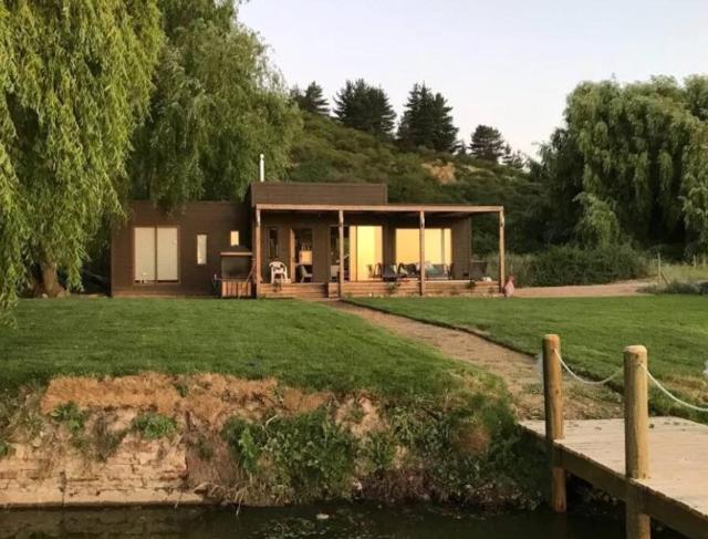 Casa a orillas del Lago Rapel con Kayak y Jacuzzi