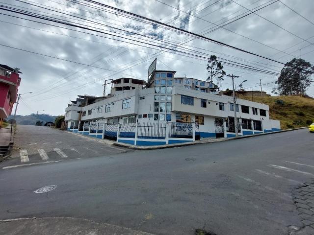 Hostal y Complejo Turístico La Rueda