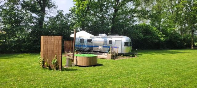 Glamping aan de Maas