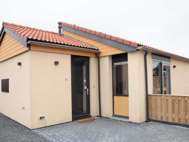 Wellness Bungalow with whirlpool and sauna