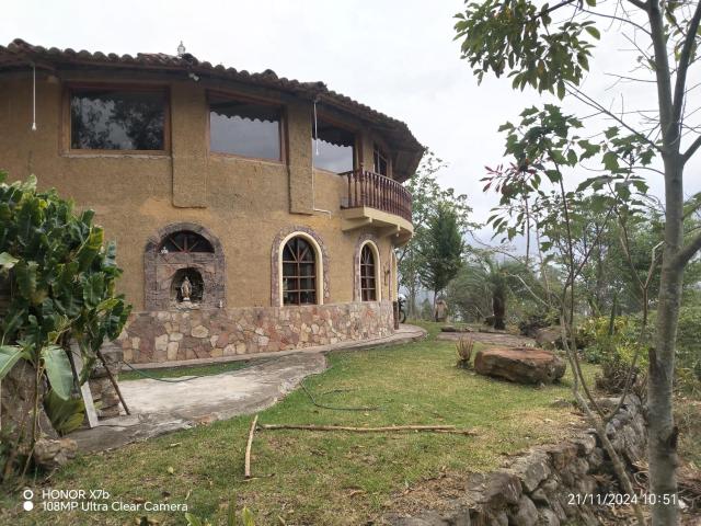 Hospedaje Casa Redonda