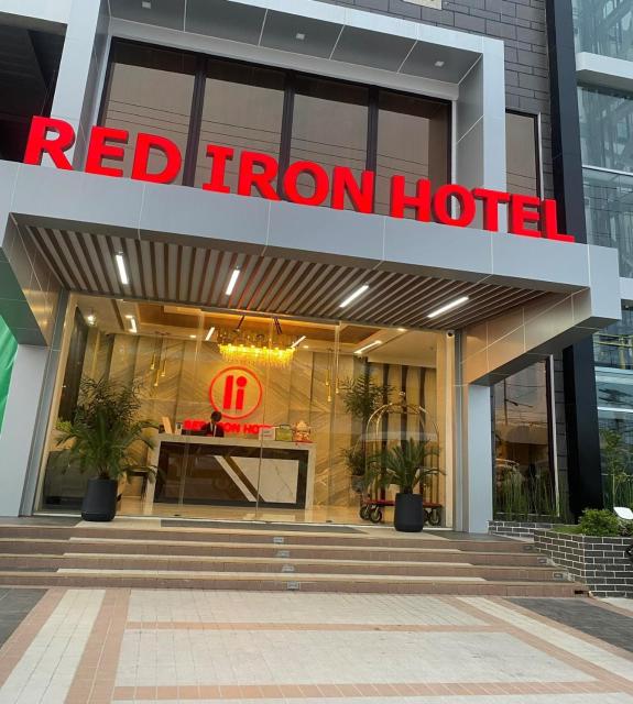 Red Iron Hotel