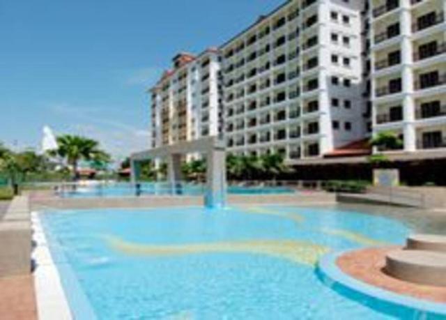 Bukit merah lake town resort suria service apartment