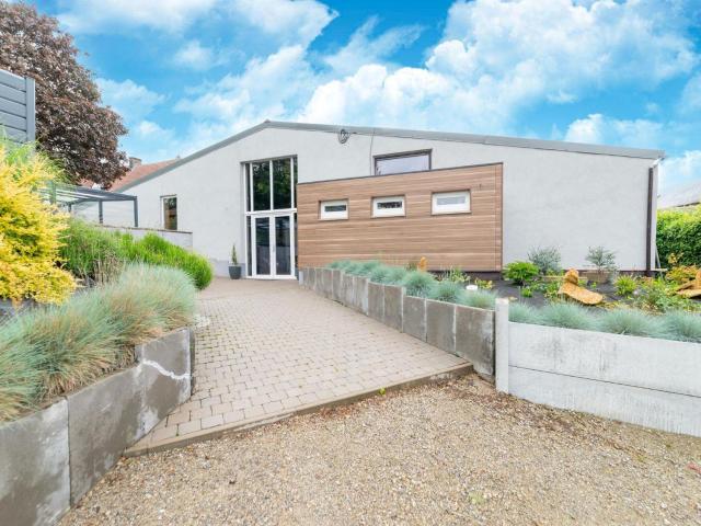 Farmstay with indoor swimming pool