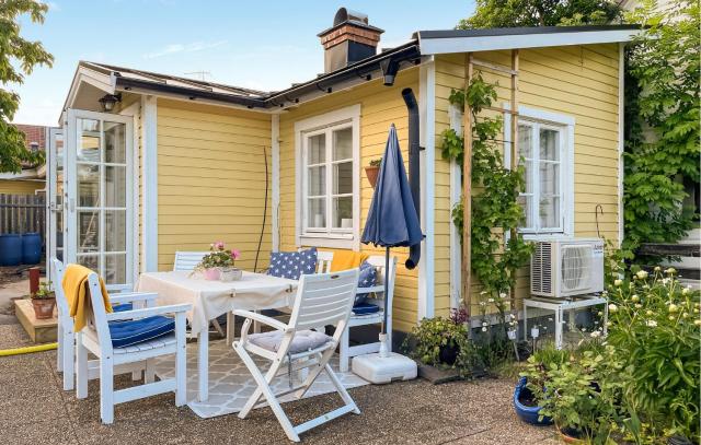 Awesome Home In Västervik With Kitchen