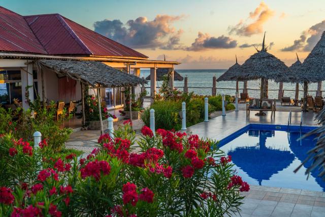 Coral Cliff Villas Zanzibar