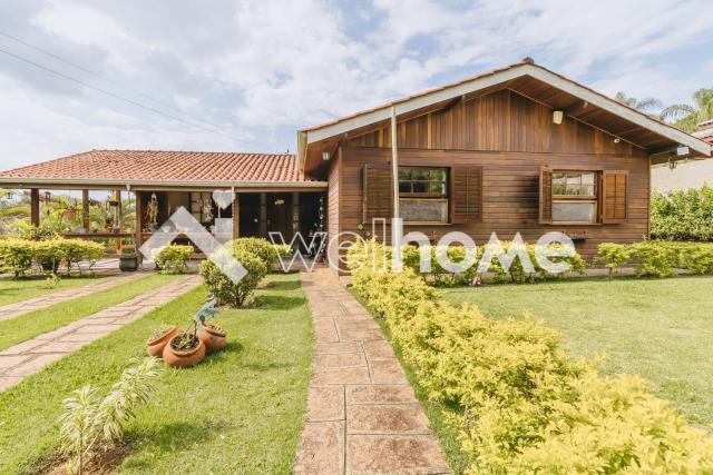 Casa com ampla área verde e piscina em Itupeva