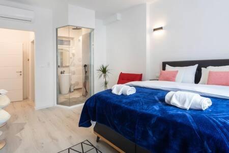 Lux Nest II City Apartment URBAN STAY