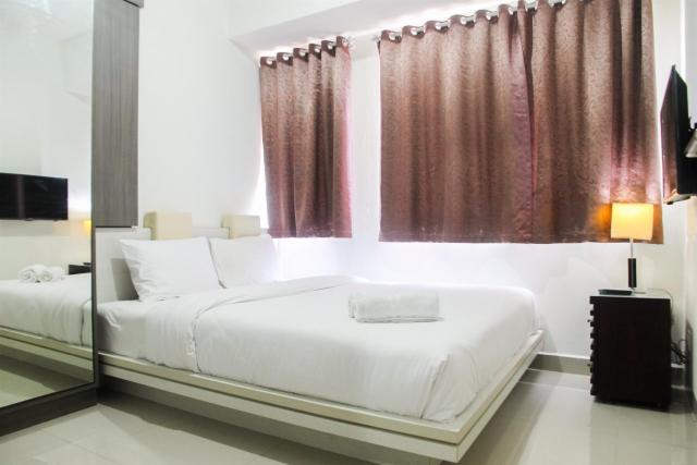 1BR with Working Space The Oasis Cikarang By Travelio