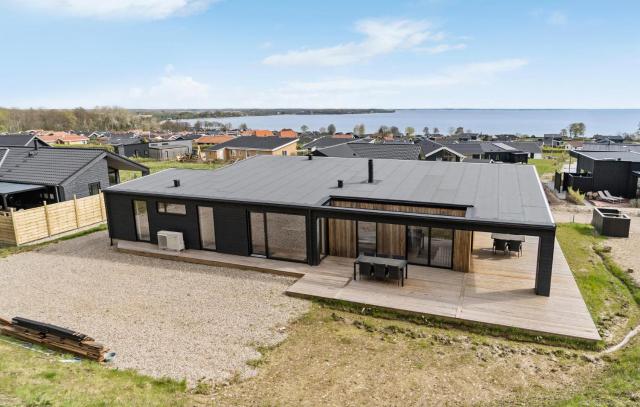 Awesome Home In Sjølund With House Sea View