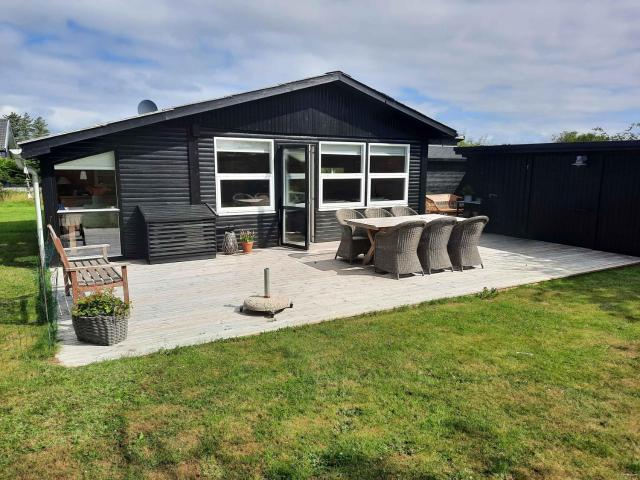 Cozy Summer House In Lønstrup For 5 People,