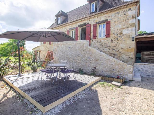 Maison Périgourdine avec piscine et terrasse, proche Bergerac, animaux acceptés - FR-1-616-371