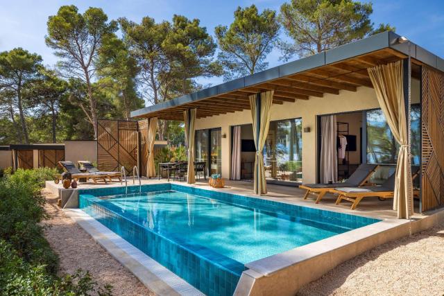 PLACES Hvar Villas by Valamar