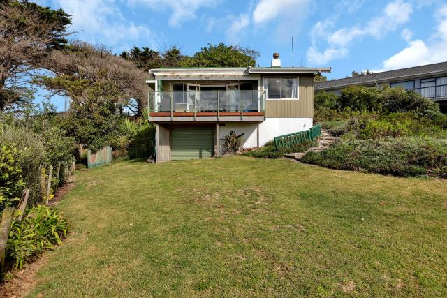 Sandy Cottage - Tokerau Beach Holiday Home