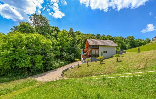 Cozy Home In Kapelscak With Sauna