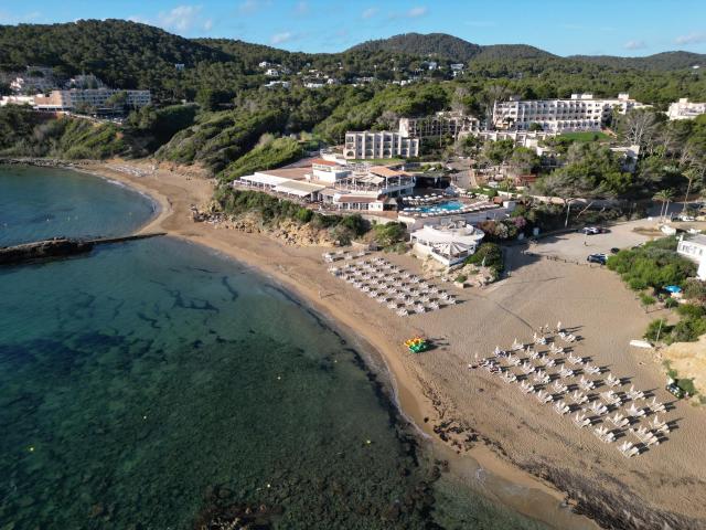 Invisa Hotel Club Cala Blanca