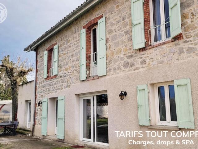 Gîte de charme avec spa, sauna et jardin privatif à Montbrison - FR-1-496-309