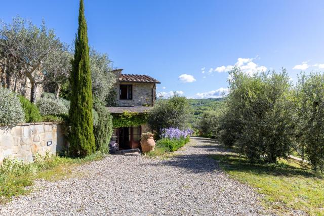 Casa al Poggio and Chianti view