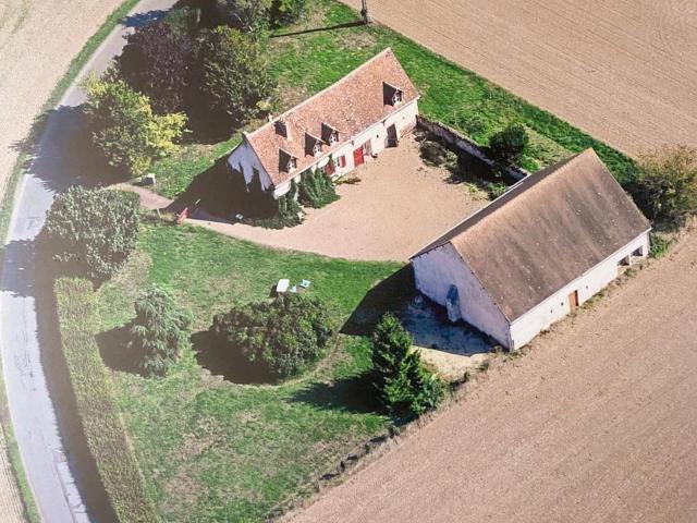 Gîte familial avec jacuzzi, baby-foot, fléchettes, et plus - idéal pour se ressourcer ou faire la fête ! - FR-1-491-414