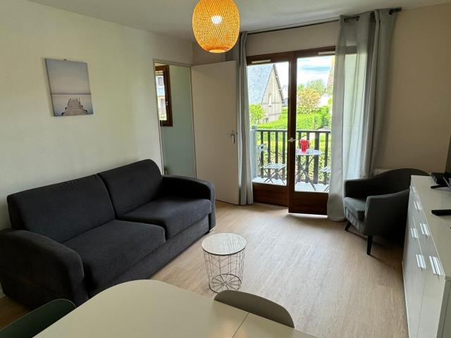 Appartement 2P rénové à Cabourg, proche plage et thalasso, avec balcon et parking, 4 pers. - FR-1-487-368