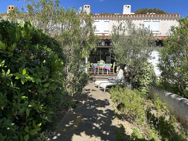 Maison familiale 8 couchages avec terrasse, jardinet, à 500m de la plage - Saint Pierre la Mer - FR-1-229D-133