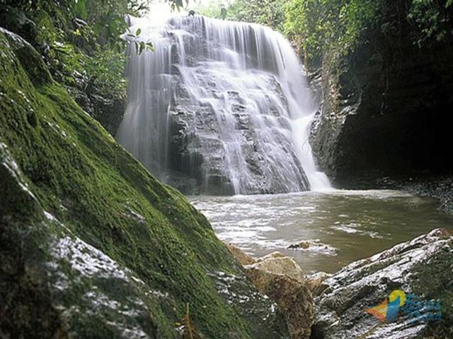 Casa da Cascata de Crato