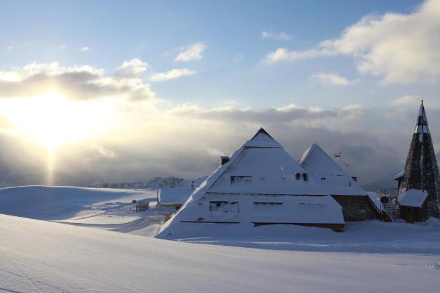 Schneekarhütte