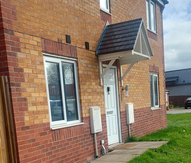 Bolton-2bedroom-2Bathroom-Parking